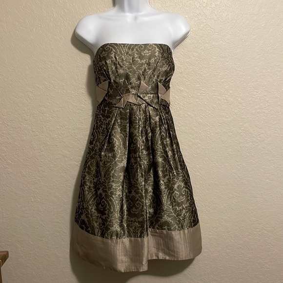 BCBGMAXAZRIA Women’s Size 10 SILK Strapless Cocktail Mini Dress Pockets - Picture 1 of 8